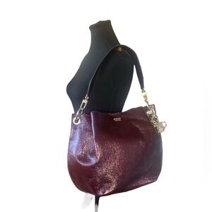 Guess Shimmering Burgundy Shoulder Bag GUC